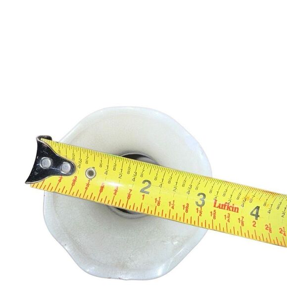 Mid-20th Century Chinese Export Decorative Floral Porcelain Vase - Picture 7 of 11